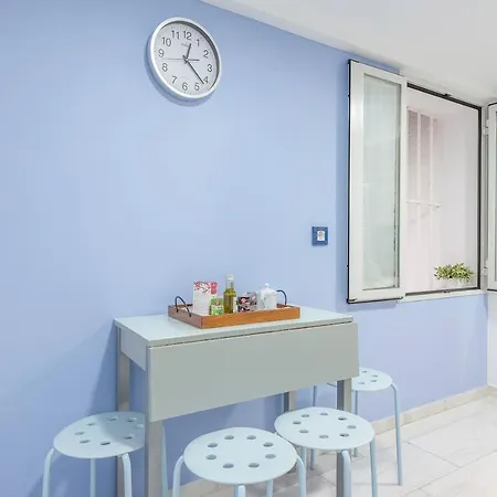 Calle Torre Apartment *